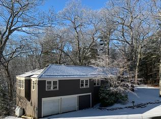 999 Shore Rd, Cape Elizabeth, ME 04107