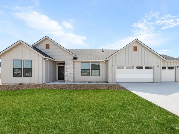 8250 E Cool River Loop, Nampa, ID 83687