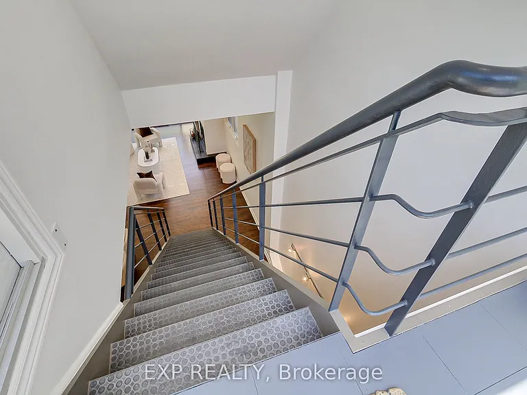 306 Sackville St #4 — Photo 31