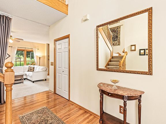 2nd image of 5450 Greenwood Ave
