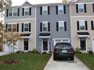 27 Manilla Cir, Hampton, VA 23669