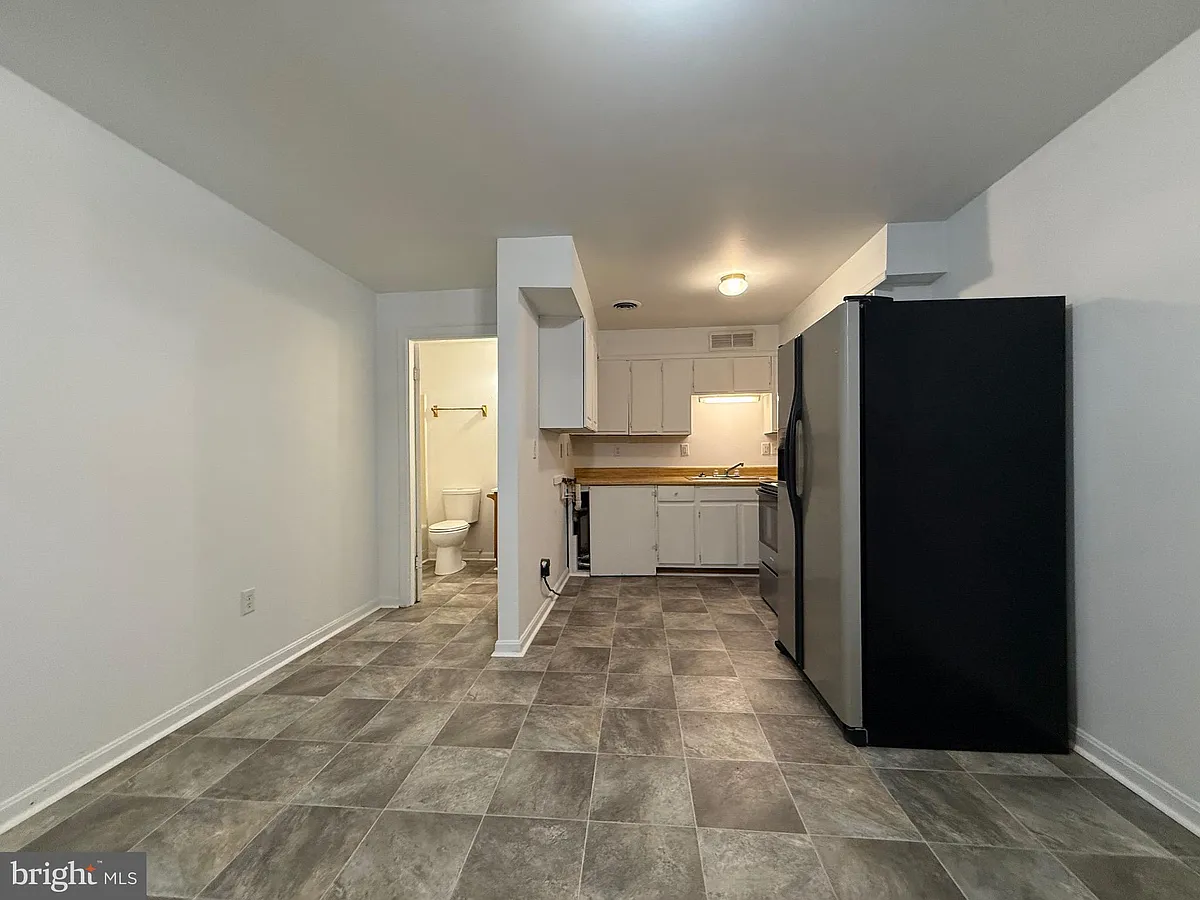Building Photo - 2315 Oak Park Rd #B