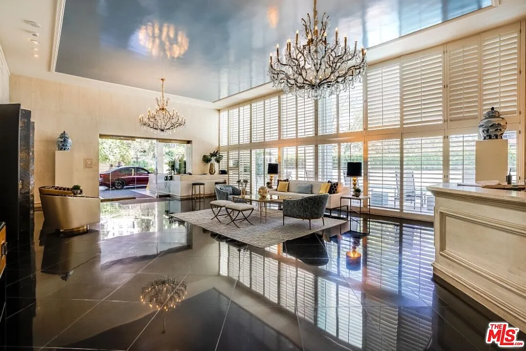 1 bed, 1.0 bath, 873 sqft, $4,250 — Photo 4