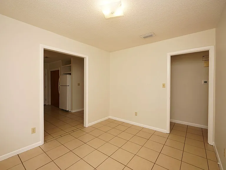 260 Glenview Ave — Photo 20