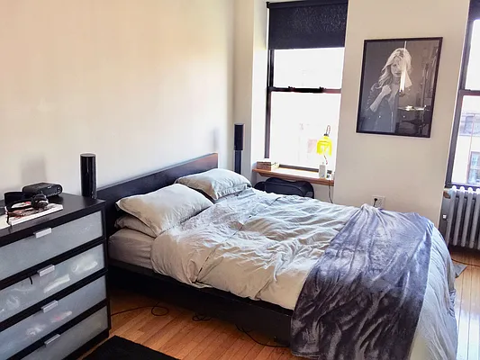 Rented by Warren T Real Estate Corp. | media 11