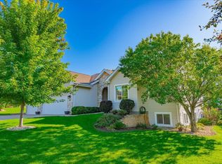 167 N Heatherstone Dr, Sun Prairie, WI 53590