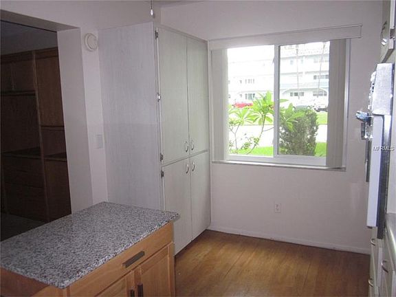 3rd image of 2070 World Parkway Blvd APT 20