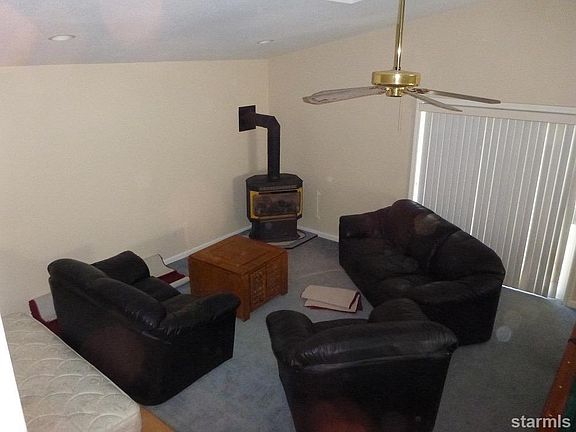 4th image of 2327 Idaho Ave