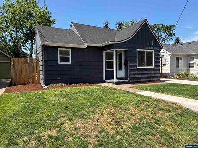 1765 Capitol St SE, Salem, OR, 97302