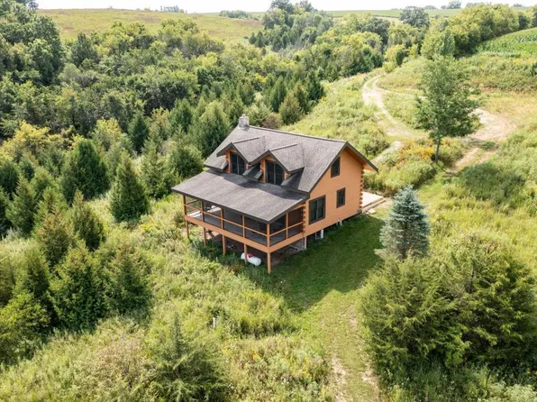 C County 8 Spring Grv, Mabel, MN 55954