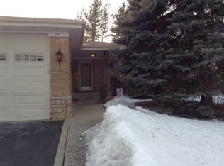 201 Sunset Dr, Wilmette, IL