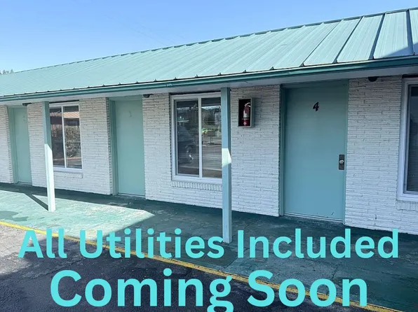 1894 Winchester Ave #4, Reedsport, OR 97467