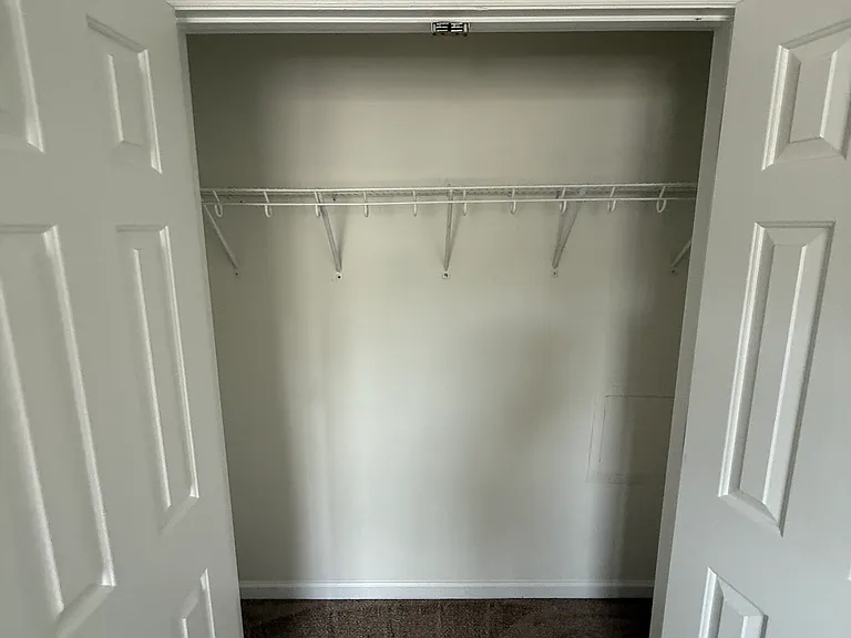 103 Wimbledon Ct — Photo 42