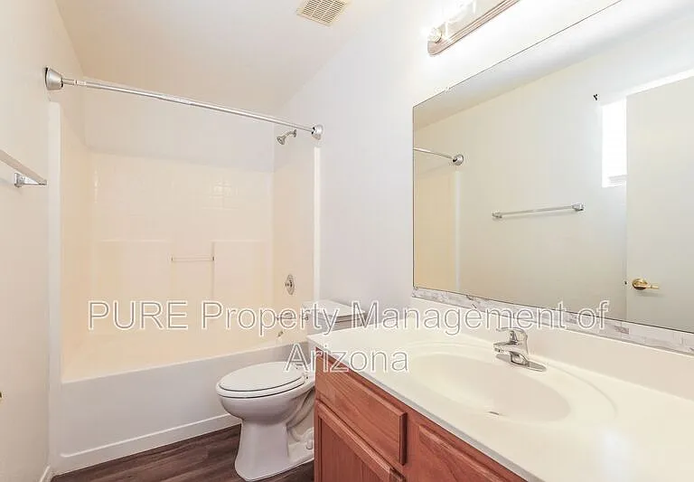 1816 S 106th Ln — Photo 23