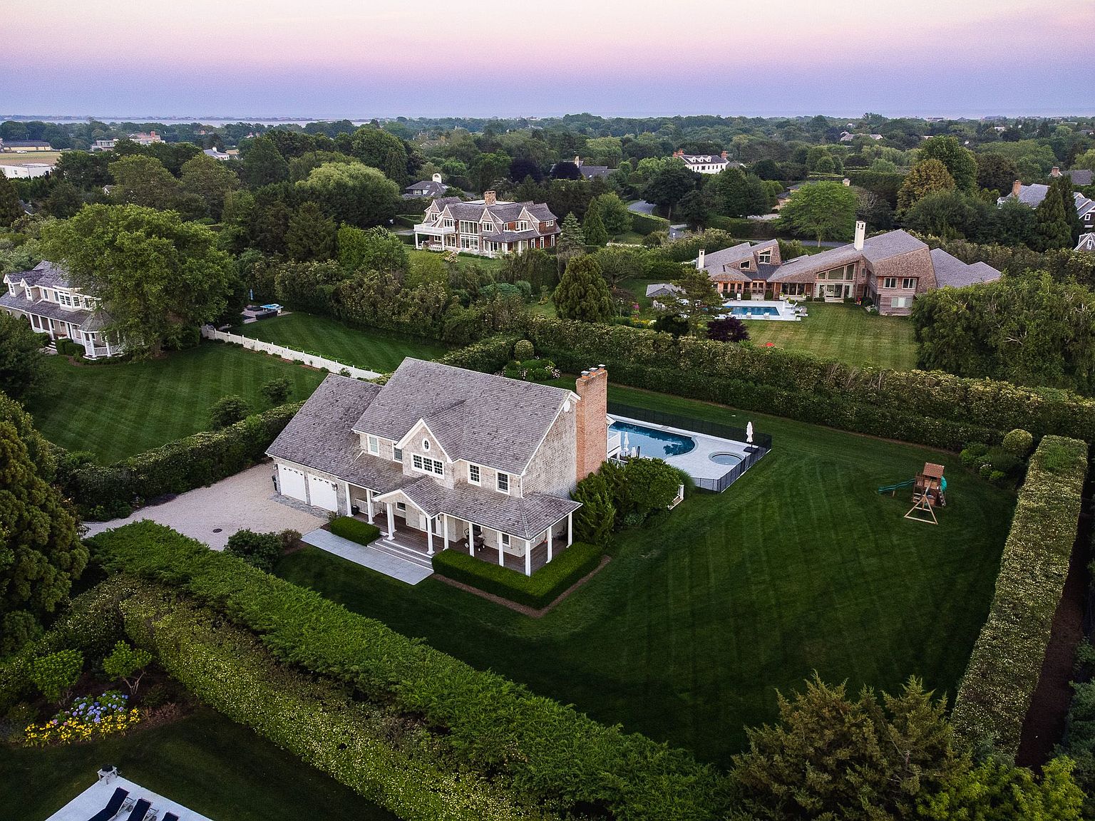 3 Grace Ct, Water Mill, NY 11976 Zillow