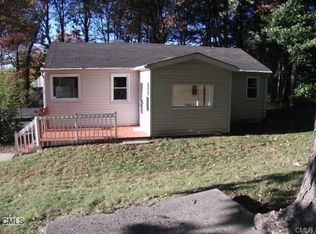 104 Waterbury Rd, Prospect, CT 06712