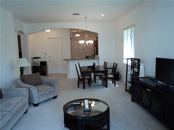 5th image of 2925 NW 126th Ave #4251