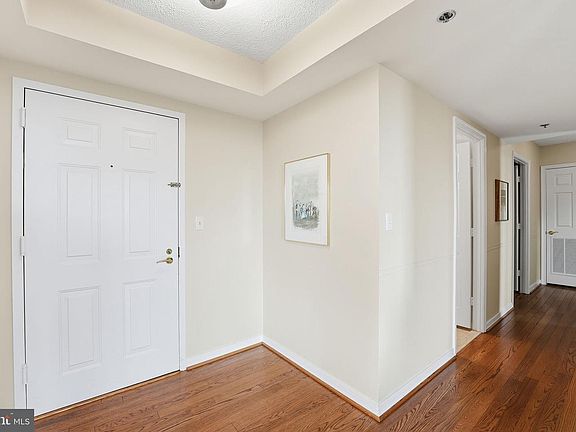 5th image of 5809 Nicholson Ln APT 903