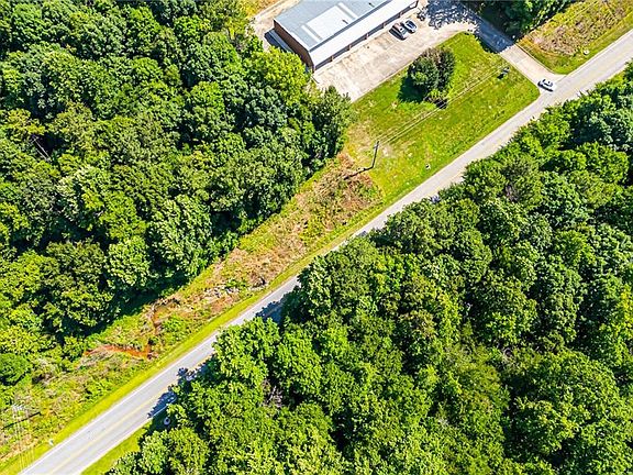 5th image of 230 Industrial Park Dr