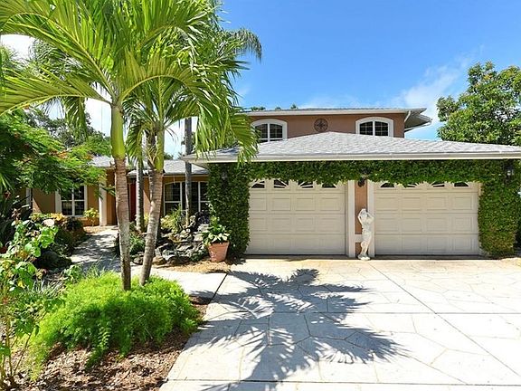 2nd image of 2150 Montclair Dr