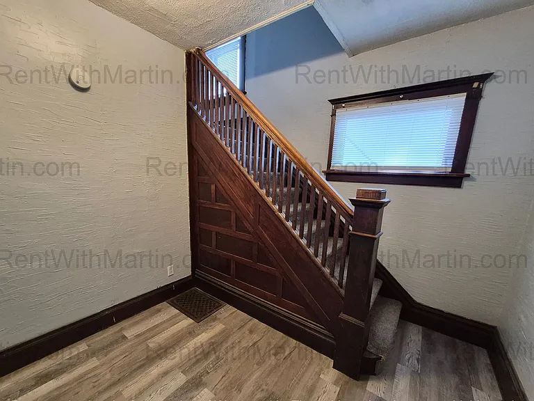 1107 Mulberry St — Photo 2