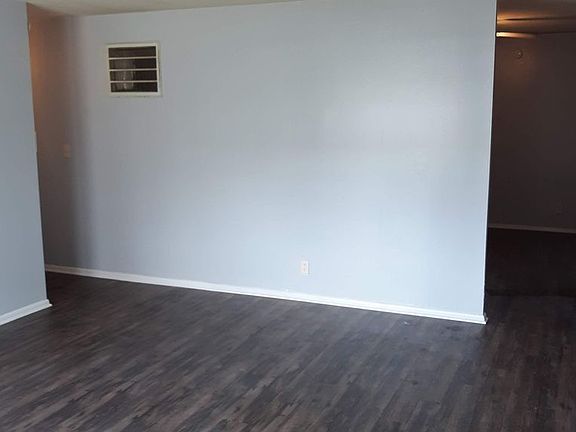 2nd image of 3619 N Ireland Dr