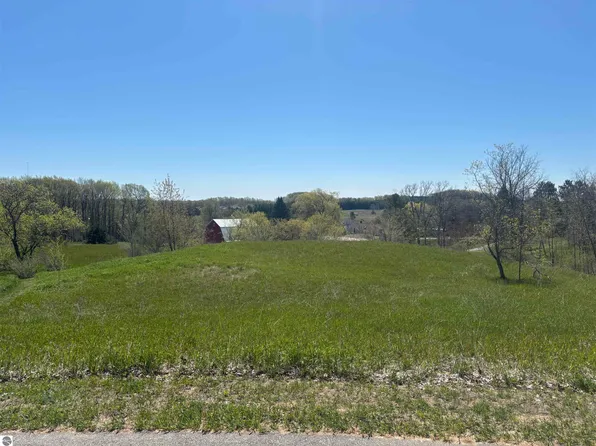 0 NE Li Wa Ln, Traverse City, MI 49684