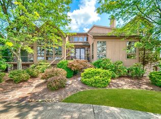 366 McCombs Rd, Venetia, PA 15367