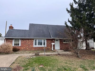 42 Indigo Rd, Levittown, PA, 19057