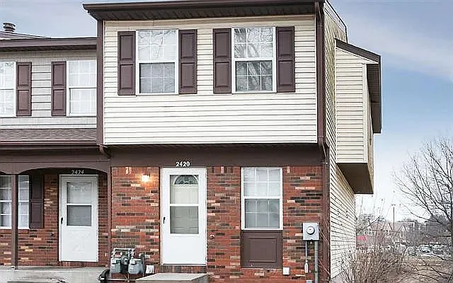 2420 Bittersweet Ct — Photo 1
