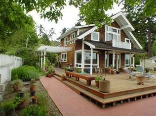 24219 96th Pl SW, Vashon, WA 98070