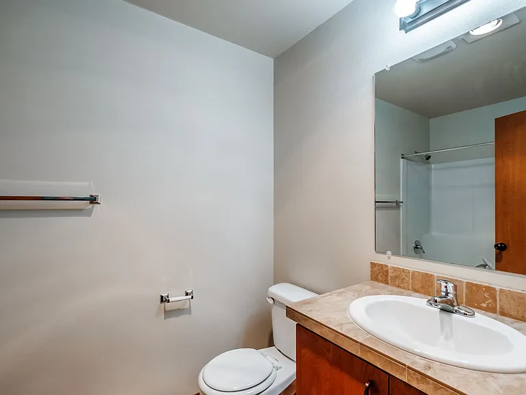 Aspen Place Apartments — Photo 70