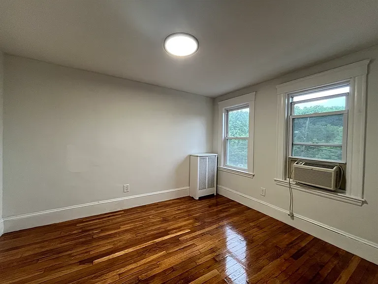 155 Lebanon St — Photo 7
