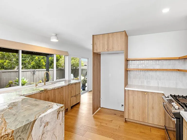 1009 La Tierra Dr — Photo 10