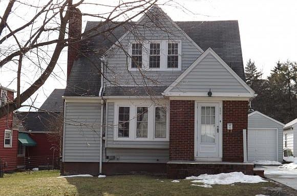 1st image of 203 N Willis Ave