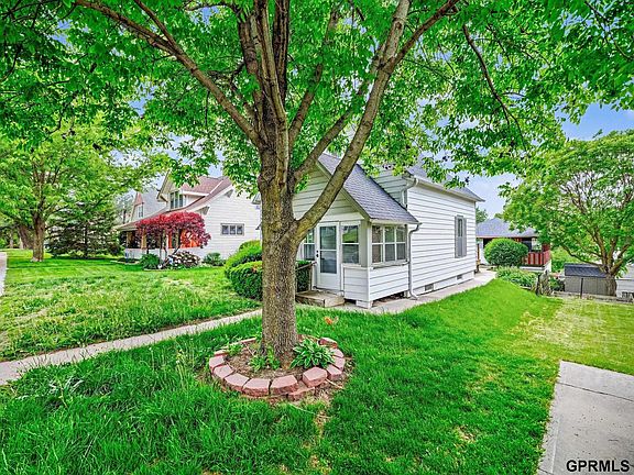 3rd image of 2146 S 35th St