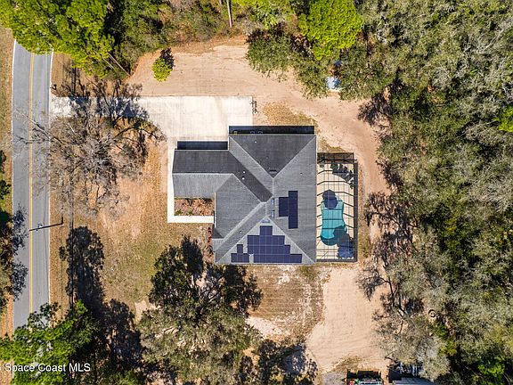 2nd image of 1695 Arch Rd