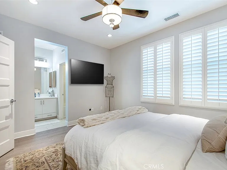 10 Brownstone Way — Photo 23
