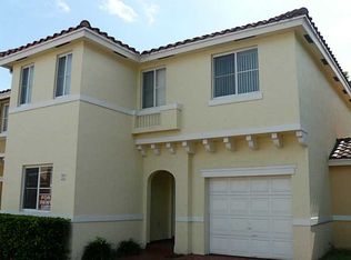 14918 SW 104th St APT 42, Miami, FL 33196