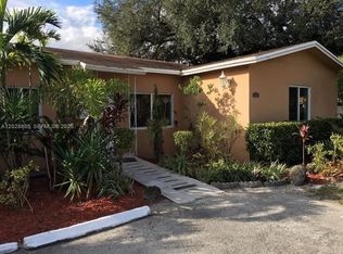 6134 SW 22nd St, Miami, FL 33155