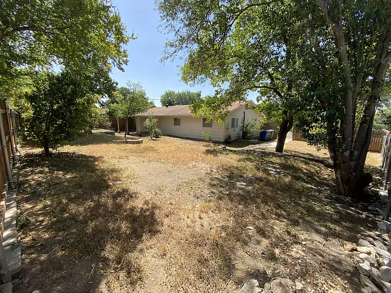 4318 Temple Hl — Photo 19