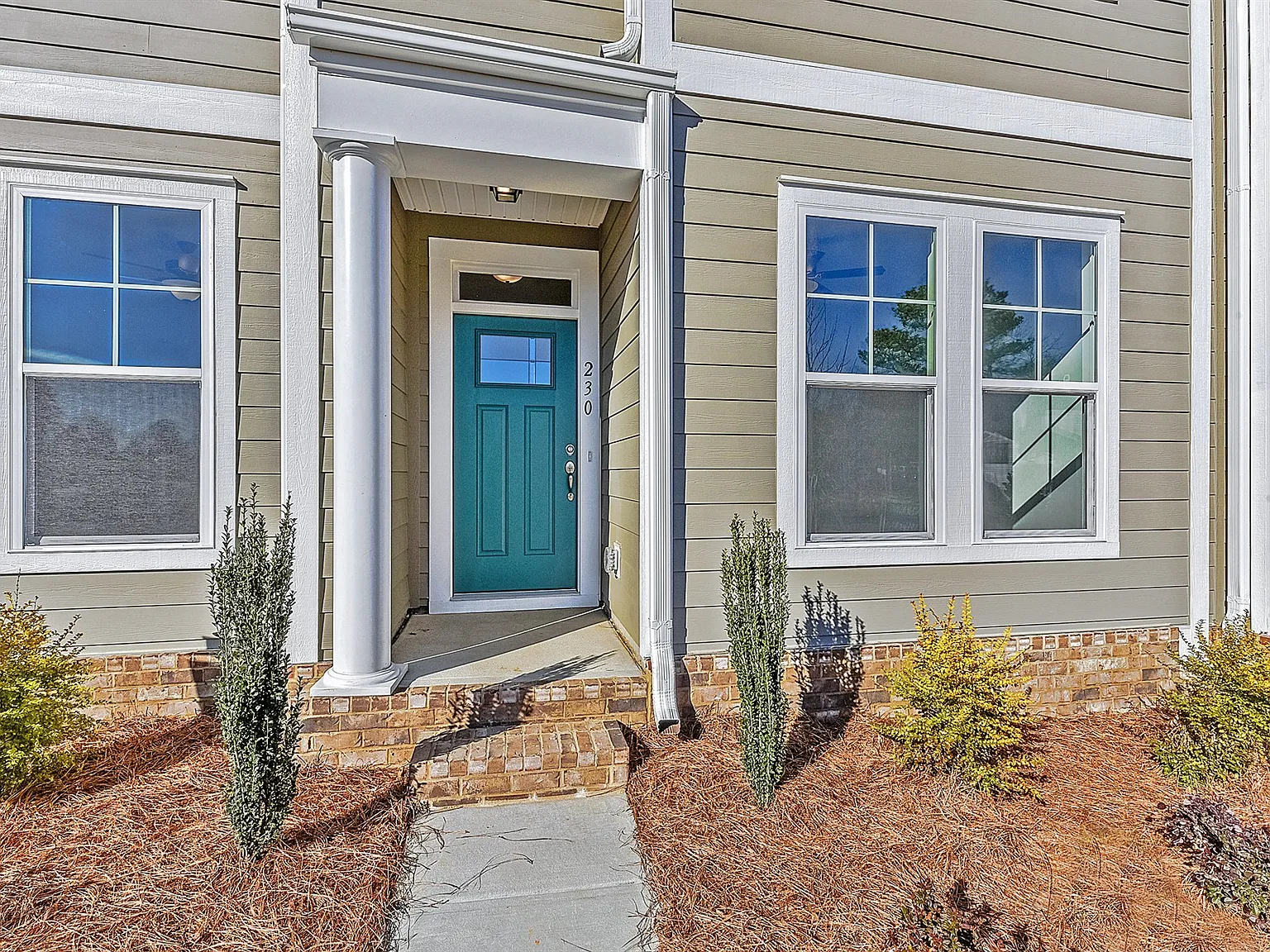 2 bed, 1397 sqft, $2,200 — Photo 4
