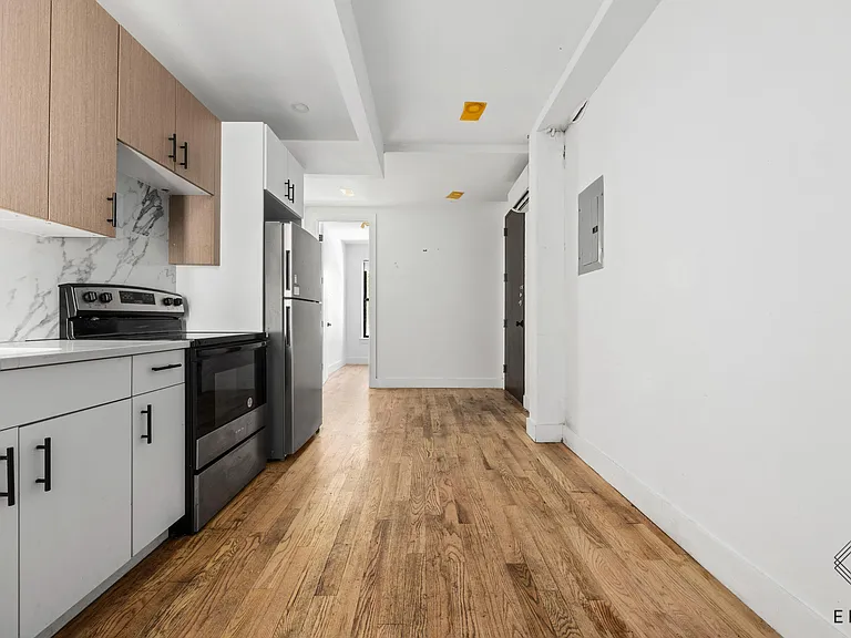 1518 Jefferson Ave #1B — Photo 3