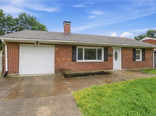 1228 Alta Vista Dr, Dayton, OH 45420