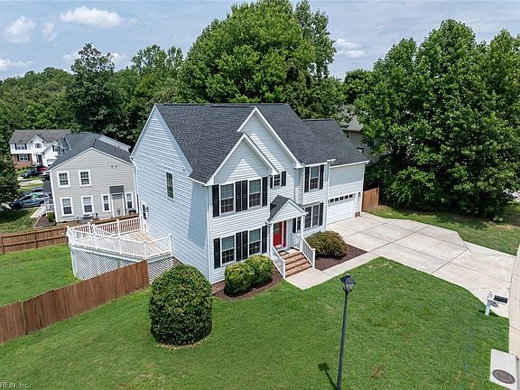 3rd image of 8851 Fenwick Hills Parkway