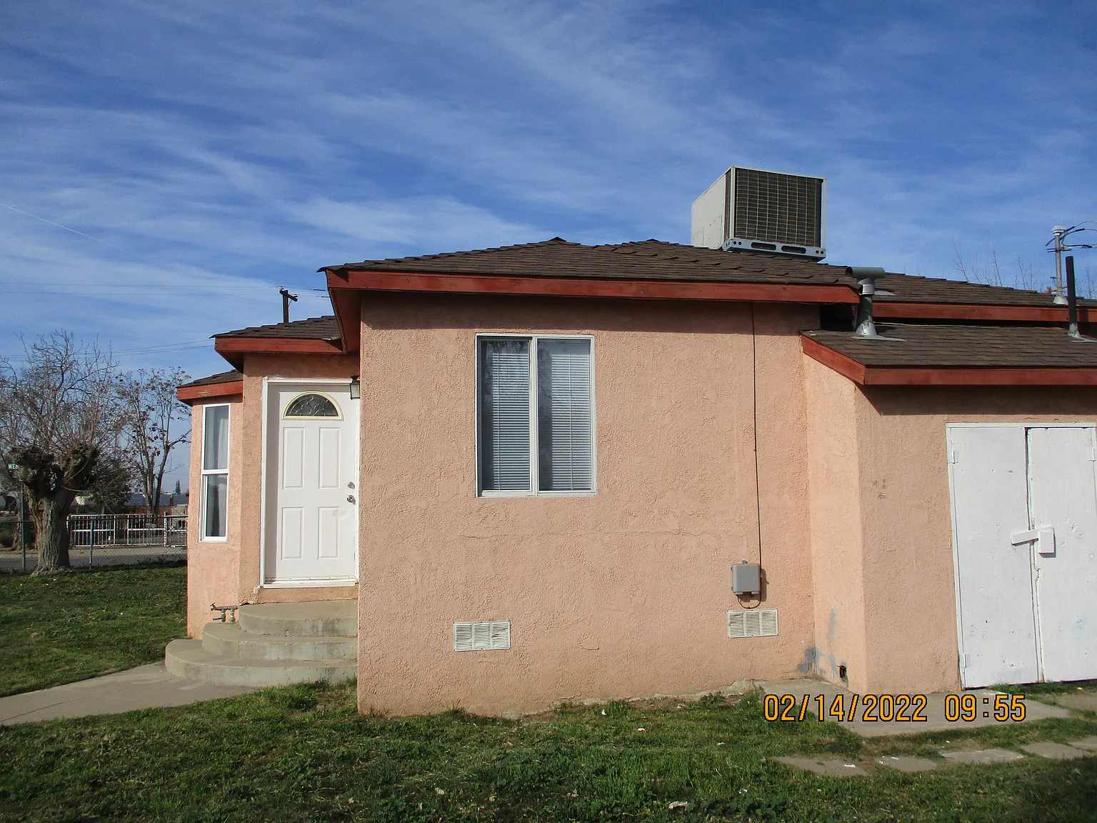 3 bed, 924 sqft, $1,700 — Photo 3