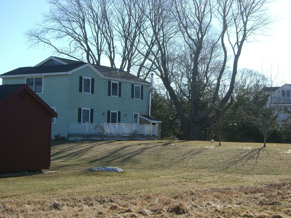 8 Pasadena Ave, Westerly, RI 02891 Zillow