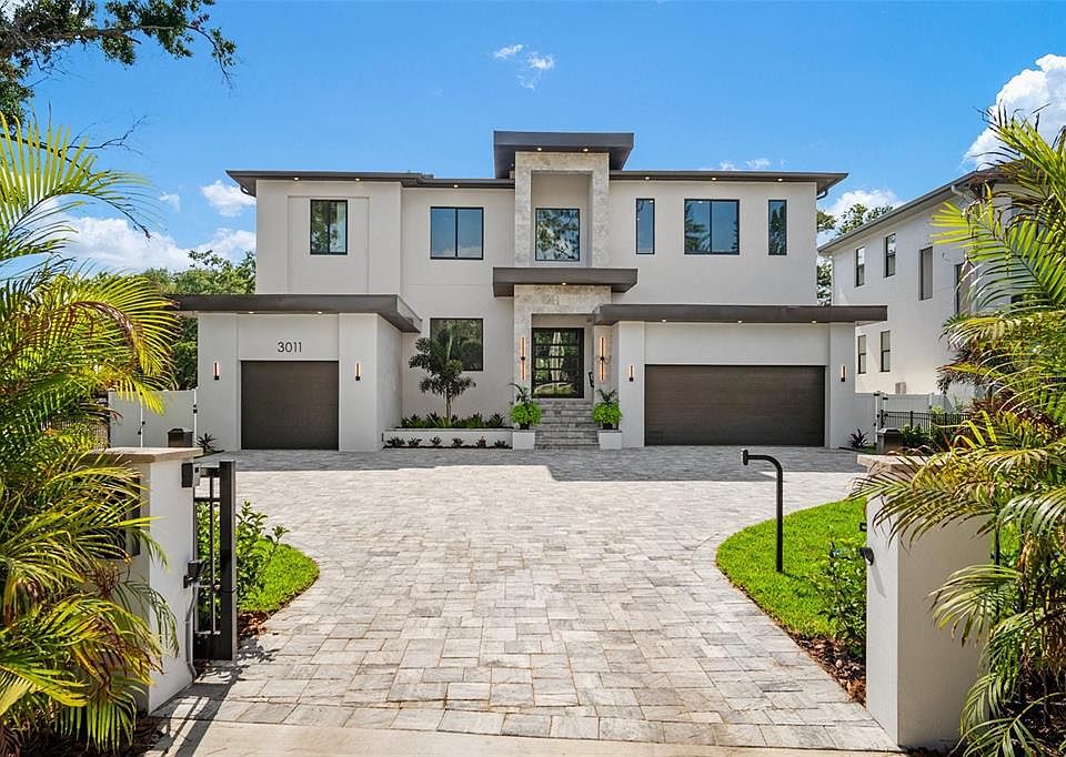 1st image of 3011 S WEST SHORE BOULEVARD