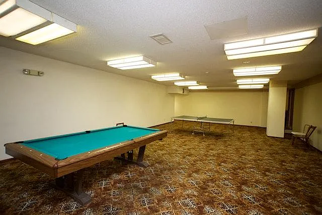 common room available for entertaining