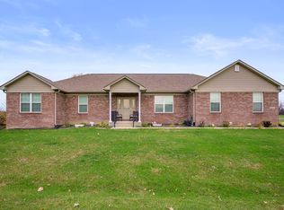 5026 W Stonehaven Ln, New Palestine, IN